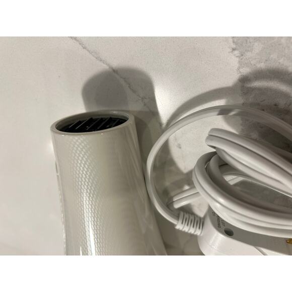 Rusk W8less 2000 Watt Ceramic & Tourmaline Hair Dryer Professional Blow Dryer - Picture 3 of 9